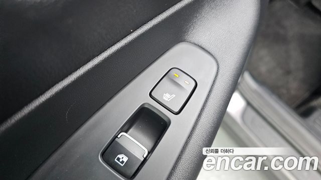Hyundai Santafe 2022 — photo 30