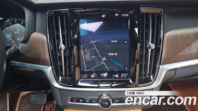 Volvo S90 2021 — photo 20