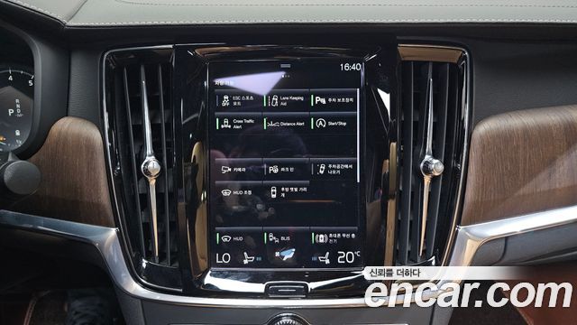 Volvo S90 2021 — photo 28