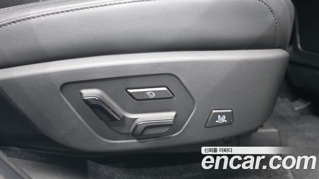 Hyundai Santafe 2024 — photo 32