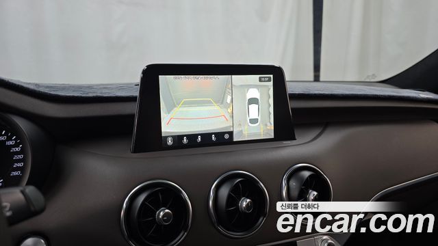 Kia Stinger 2019 — photo 15