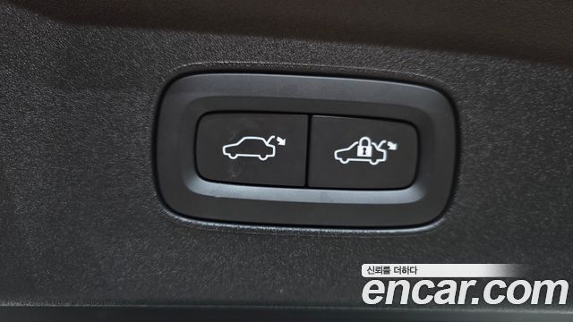 Polestar Polestar 2 2023 — photo 22
