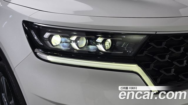 Kia Sorento 2023 — photo 8