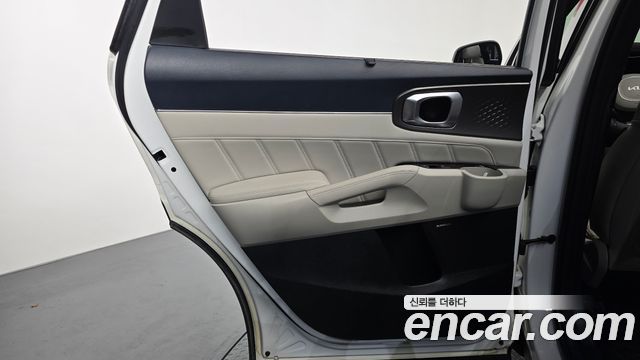 Kia Sorento 2023 — photo 15
