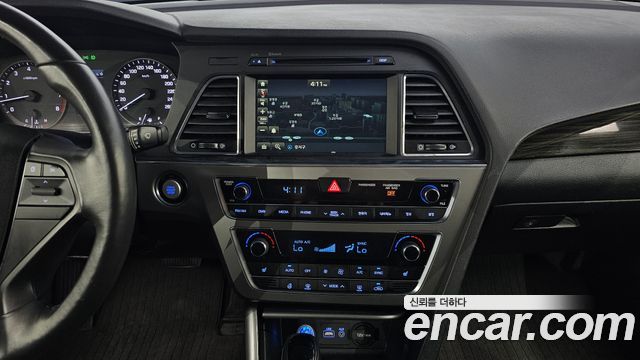 Hyundai Sonata 2016 — photo 20