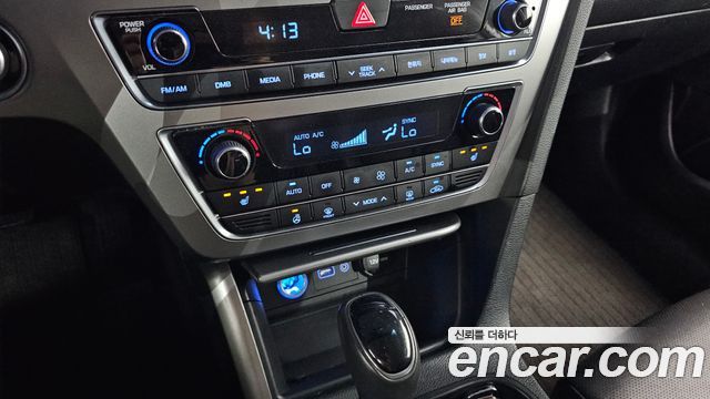 Hyundai Sonata 2016 — photo 24