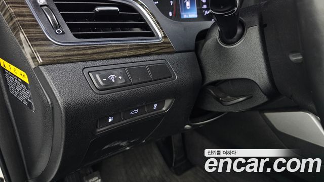 Hyundai Sonata 2016 — photo 25