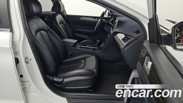 Hyundai Sonata 2016 — photo 16