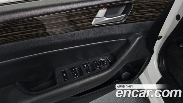 Hyundai Sonata 2016 — photo 28