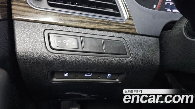 Hyundai Sonata 2016 — photo 33