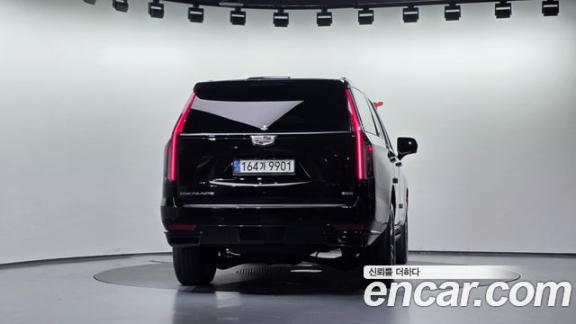 Cadillac Escalade 2022 — photo 4
