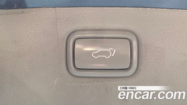 Kia Canival 2015 — photo 18