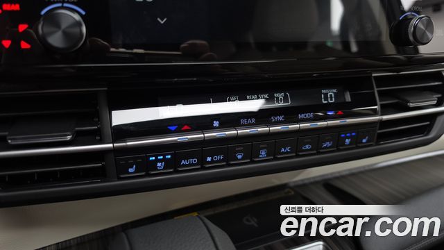 Toyota Sienna 2024 — photo 21