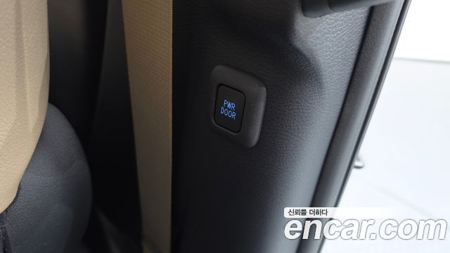 Toyota Sienna 2024 — photo 36
