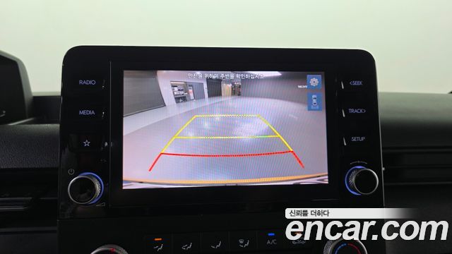 Hyundai Staria 2023 — photo 16