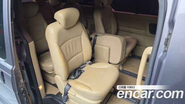 Hyundai Starex 2012 — photo 12
