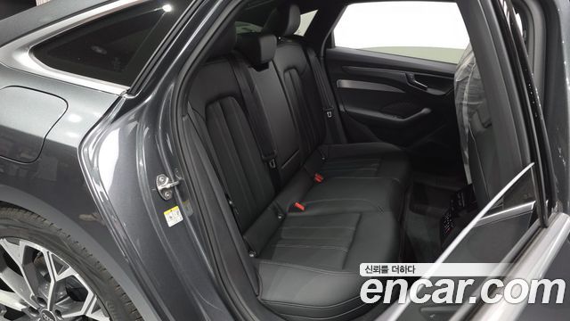 Audi A6 2026 — photo 18