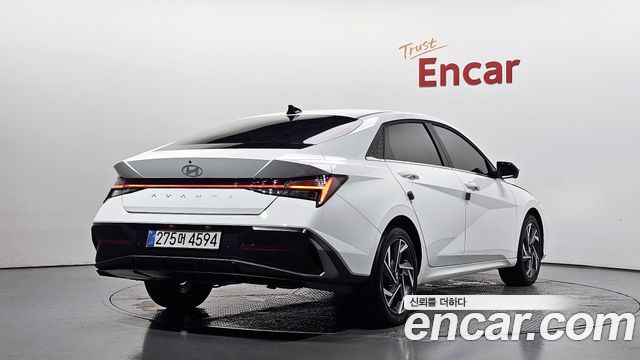 Hyundai AVANTE 2026 — photo 2