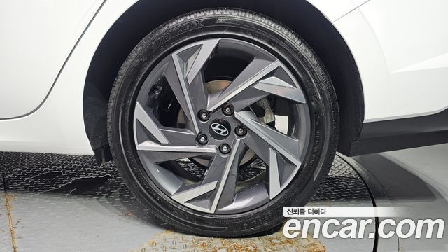 Hyundai AVANTE 2026 — photo 7