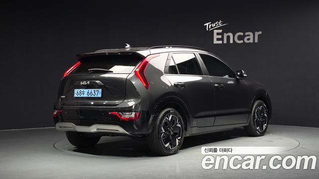 Kia Niro 2024 — photo 2