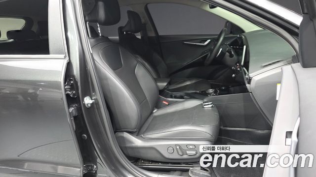 Kia Niro 2024 — photo 11