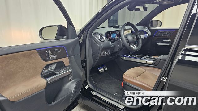 Mercedes-Benz GLB-Class 2026 — photo 13