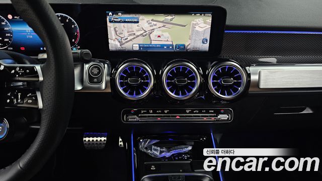 Mercedes-Benz GLB-Class 2026 — photo 18