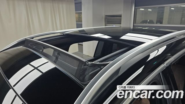 Mercedes-Benz GLB-Class 2026 — photo 22