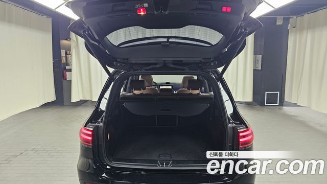 Mercedes-Benz GLB-Class 2026 — photo 24