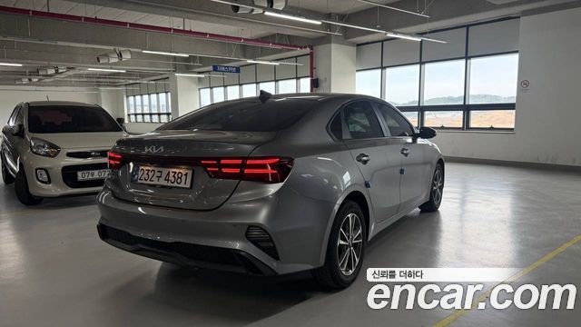 Kia K3 2024 — photo 2