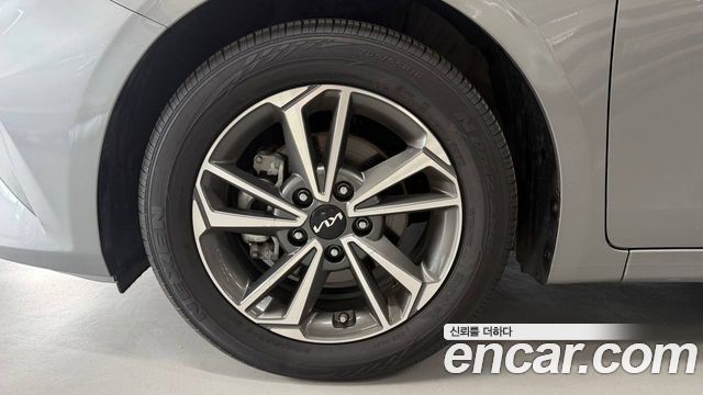Kia K3 2024 — photo 5