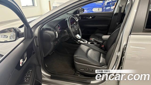 Kia K3 2024 — photo 10