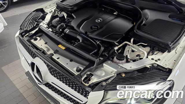 Mercedes-Benz GLC-Class 2018 — photo 6