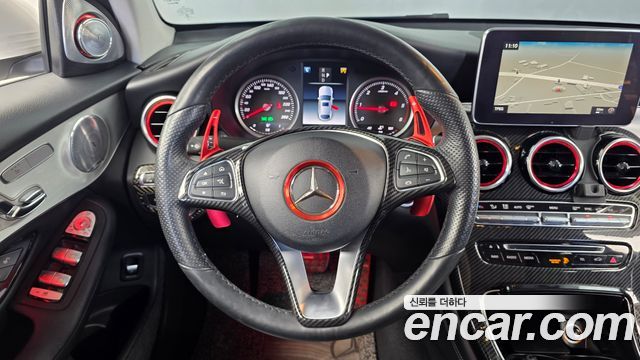 Mercedes-Benz GLC-Class 2018 — photo 19