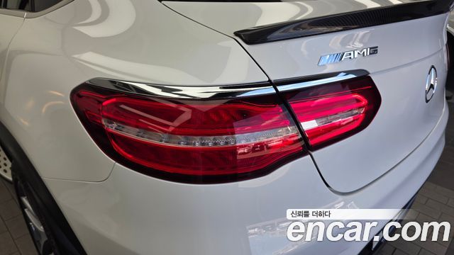 Mercedes-Benz GLC-Class 2018 — photo 9