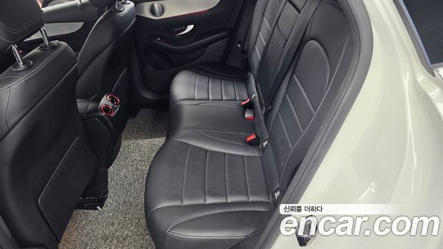 Mercedes-Benz GLC-Class 2018 — photo 16