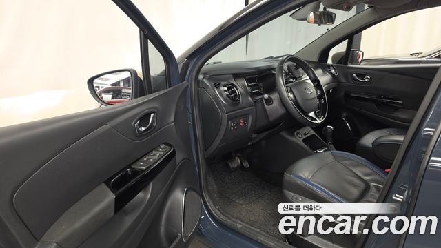Renault Korea QM3 2015 — photo 10