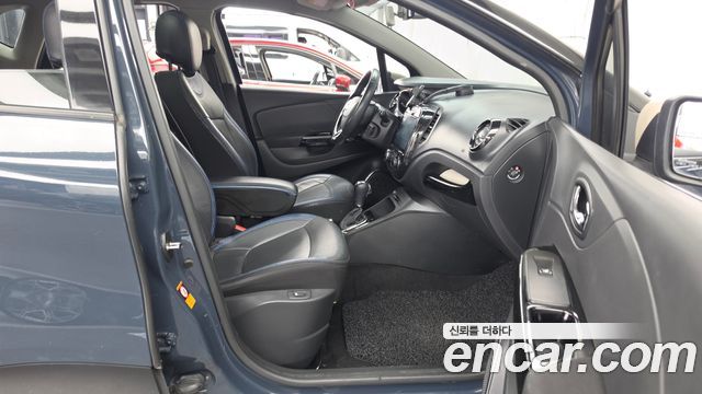 Renault Korea QM3 2015 — photo 11