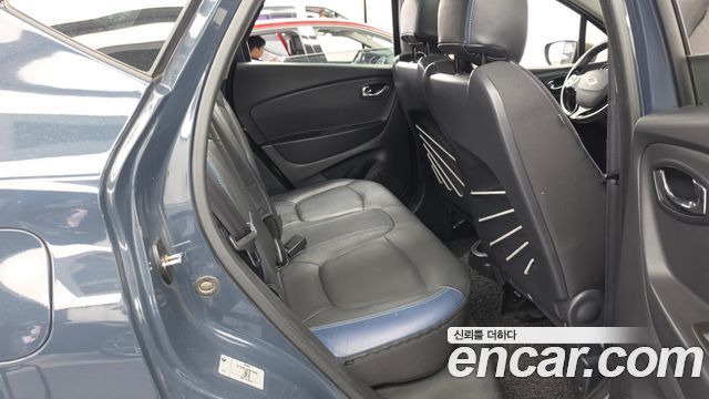 Renault Korea QM3 2015 — photo 12