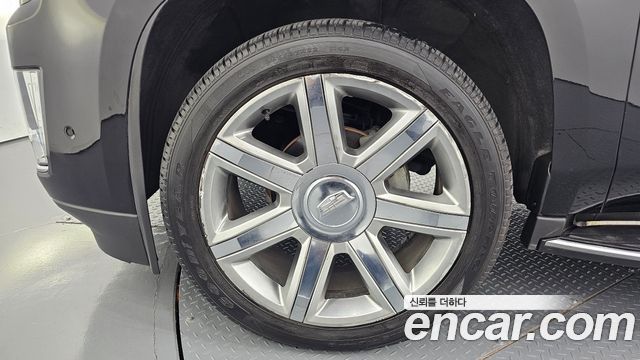 Cadillac Escalade 2017 — photo 5