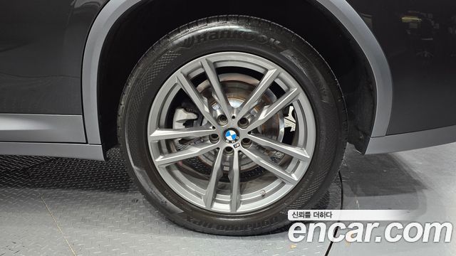 BMW X4 2020 — photo 7