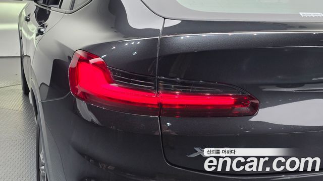 BMW X4 2020 — photo 9