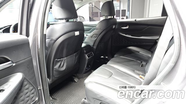 Hyundai Santafe 2021 — photo 18
