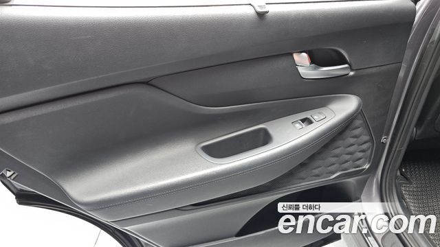 Hyundai Santafe 2021 — photo 15