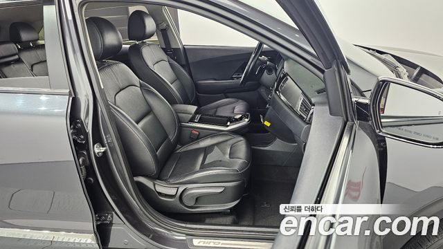 Kia Niro 2020 — photo 10
