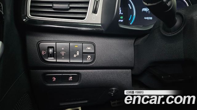 Kia Niro 2020 — photo 17