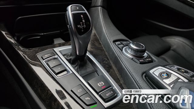 BMW 6-Series 2013 — photo 9