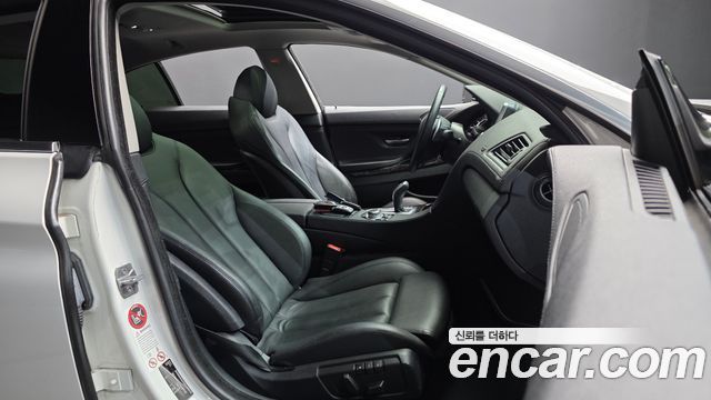 BMW 6-Series 2013 — photo 11