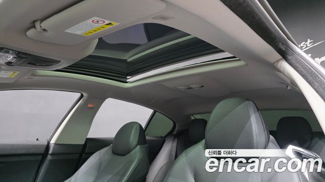 BMW 6-Series 2013 — photo 18