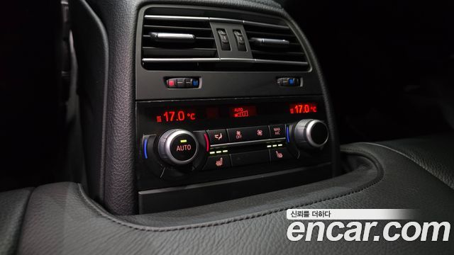 BMW 6-Series 2013 — photo 20